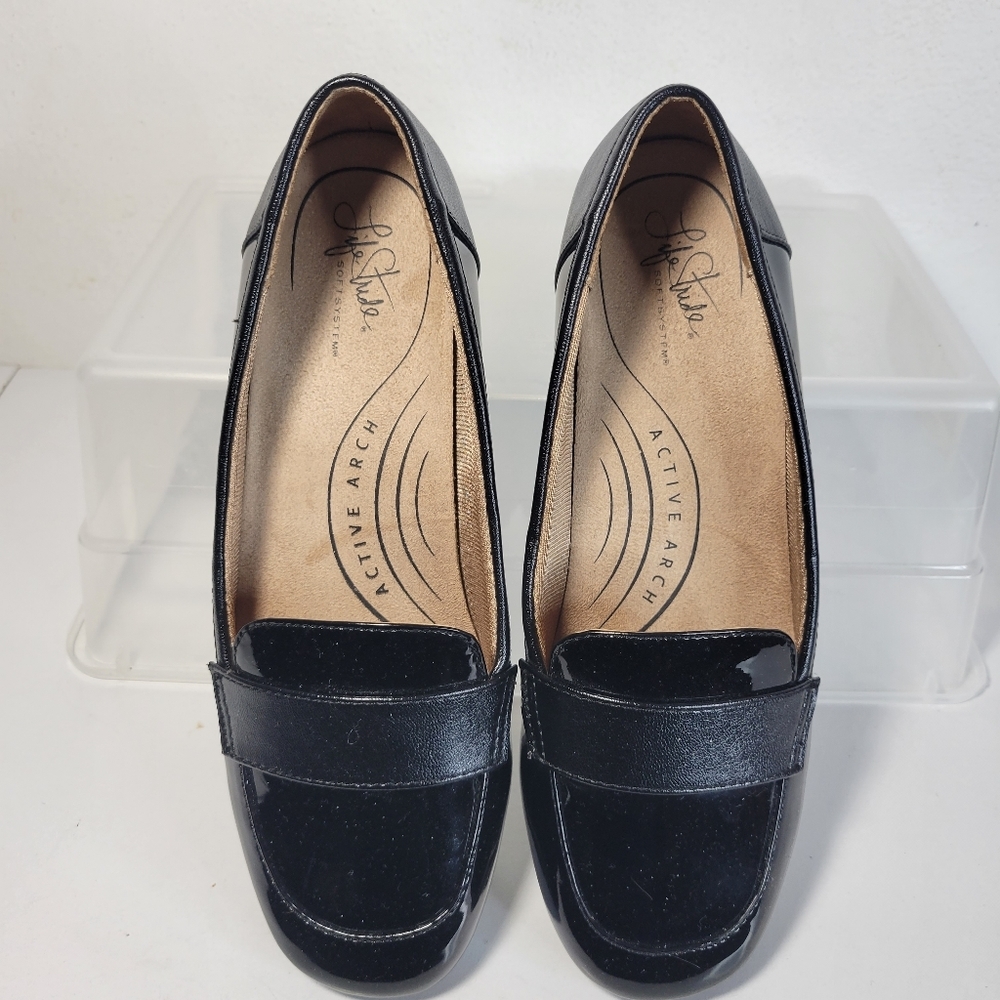 Womans Life Stride Soft System Active Arch Black Loafers Size 6 - Picture 1 of 8